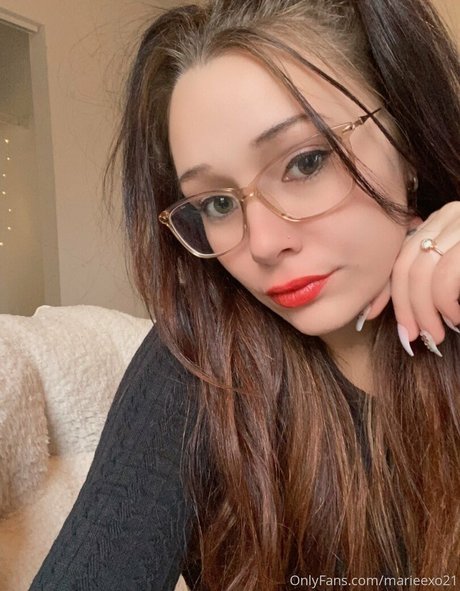 marieexo21 アートモデル アーカイブ