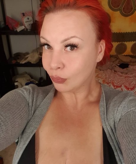 黒檀の小人OnlyFans 無料セクシー 写真