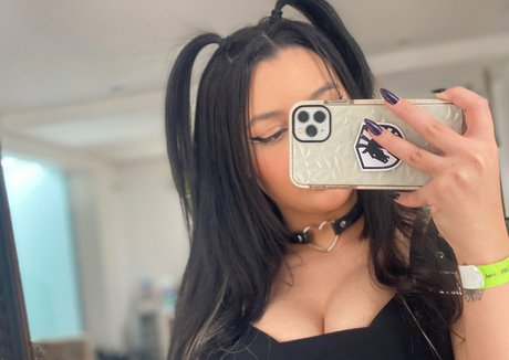 Nathye 無料モデル ギャラリー