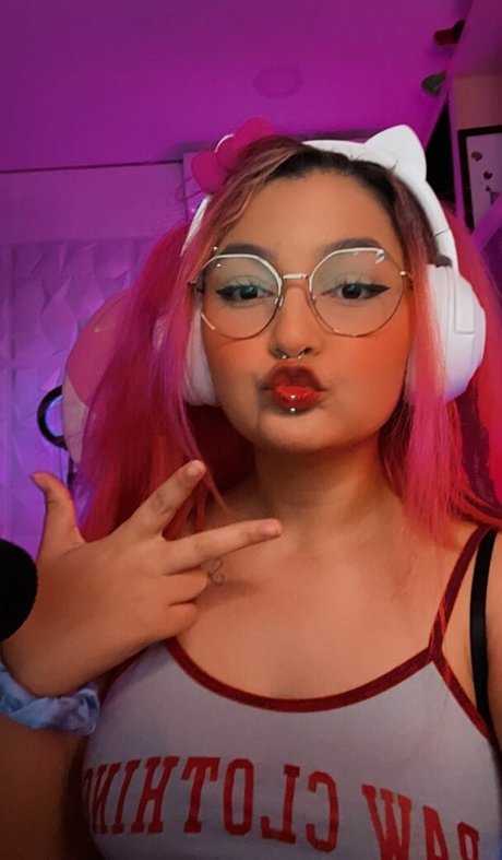 Nathye xxxポルノスター 画像