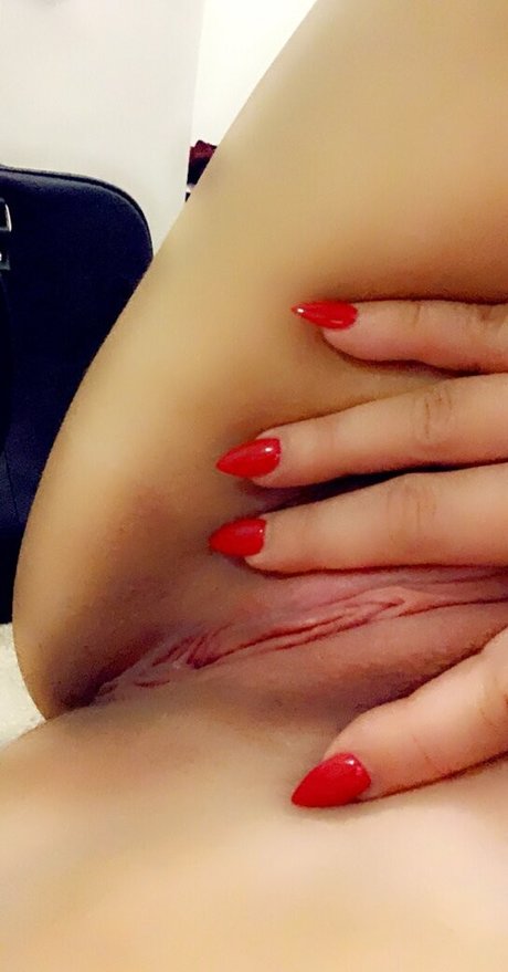 inkedbrunette_ 独占女優 写真