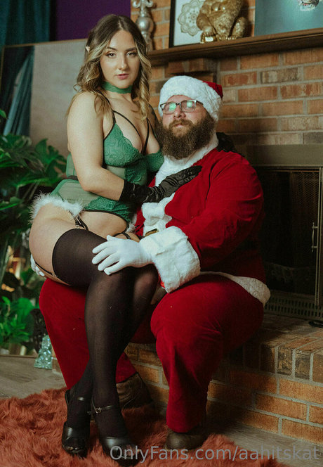 aahitskat ヌードモデル 写真