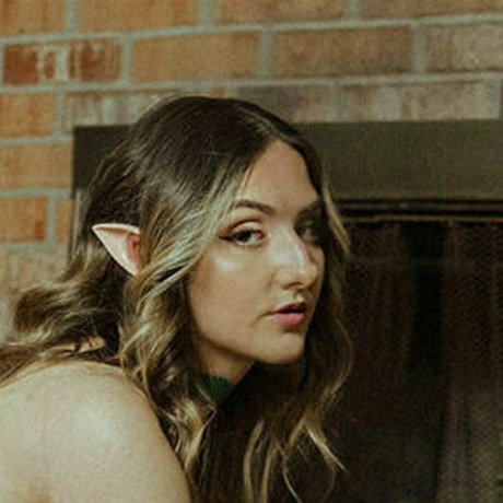 aahitskat ポルノスター ホット 写真