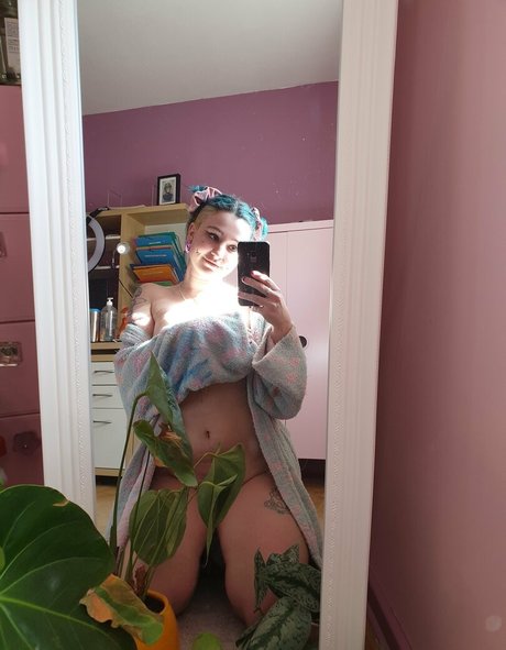 khalamite アダルトスター ギャラリー