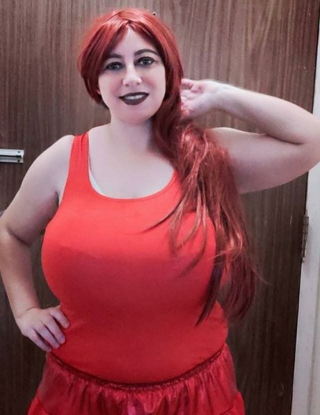 成熟したブロンドのOnlyFans ポルノグラフィック ギャラリー