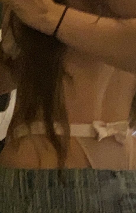 フィンドムオンリーファンズ ヌード アーカイブ