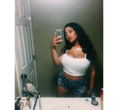 JOI POV OnlyFans 無料セクシー 写真