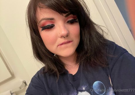 violetttt777 完璧な女優 画像