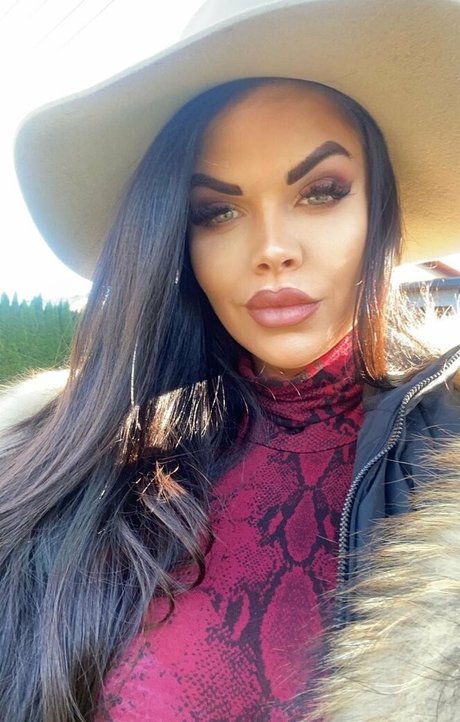 黒檀の白いチンポOnlyFans ホット 画像