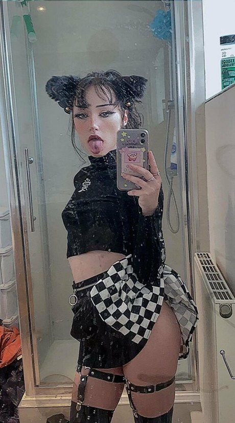 アーミーガールズオンリーファン ヌード アーカイブ