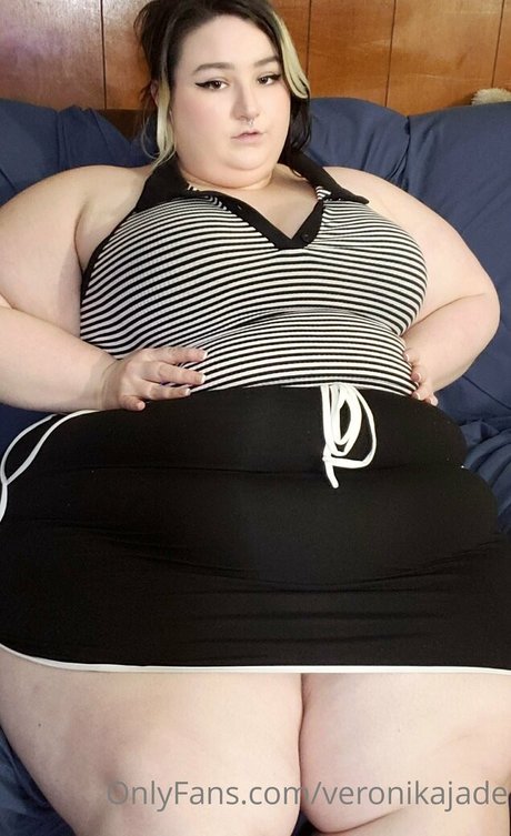 veronikajade ホットスター 写真