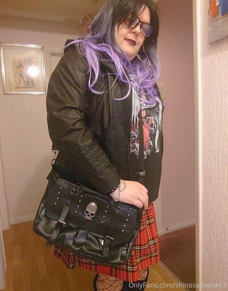 若い熟女OnlyFans ポルノグラフィック 画像