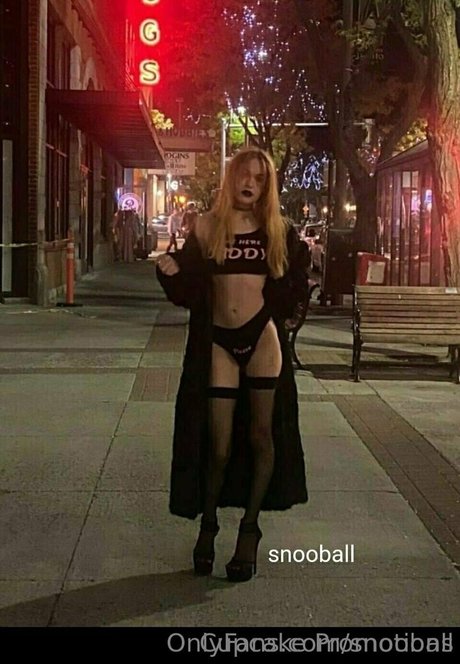 アーミーガールズオンリーファン セクシーヌード 写真