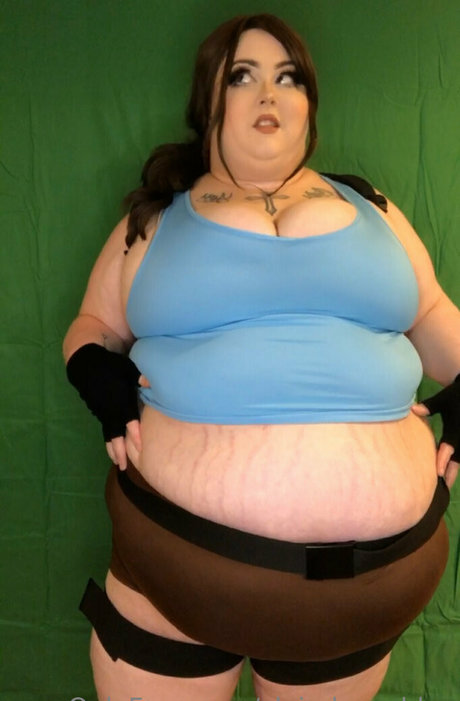 claireberrybbw アート女優 写真