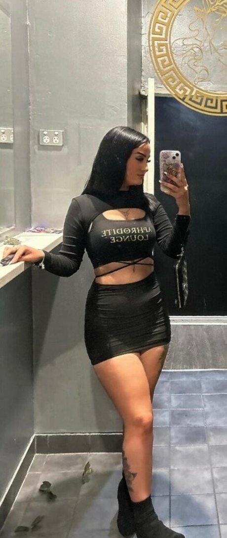 elouisemayy 無料モデル 画像