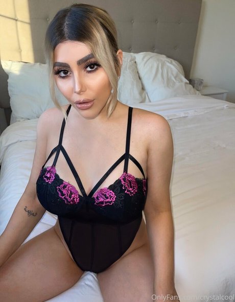 ゴスアジアンOnlyFans xxx 写真