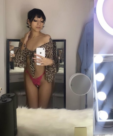 Stardustsvm アート女優 画像