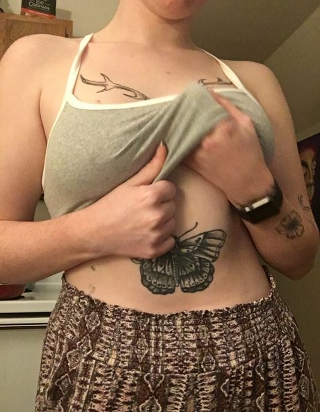 本物の熟女OnlyFans ベスト 写真