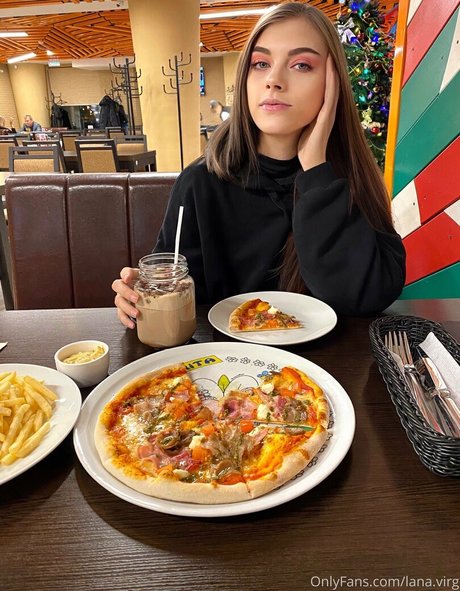 lana virg セクシーなスター ギャラリー