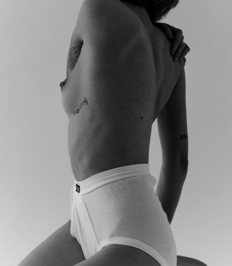 かわいい巨乳OnlyFans トップ 写真