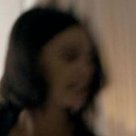 Naomi Scott 独占ポルノスター 写真