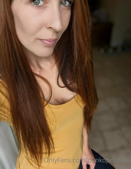 若い熟女OnlyFans 無料裸 写真