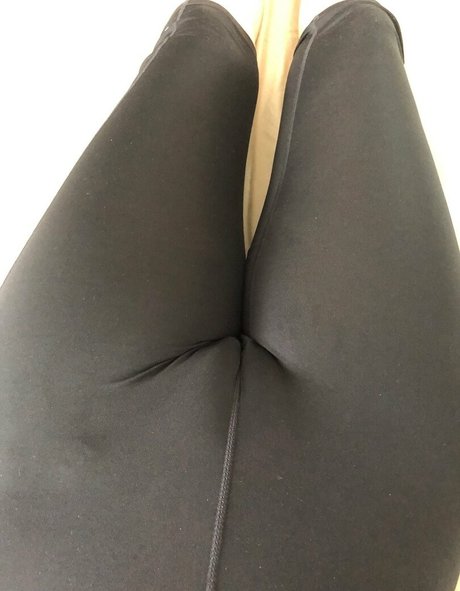 deborahmilf ヌードモデル 画像