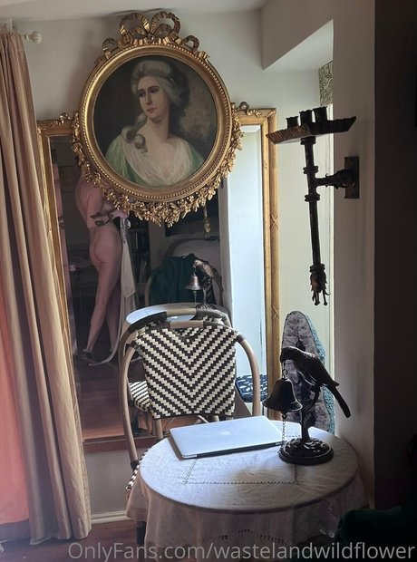 wastelandwildflower 美しいモデル 画像