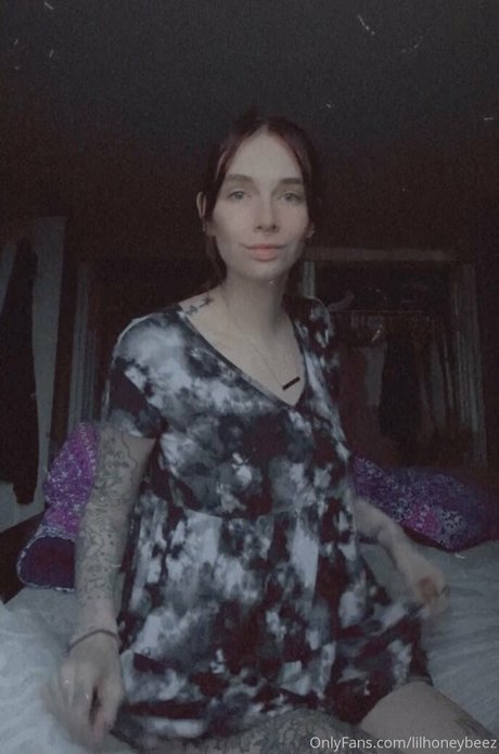 lilhoneybeez スターセックス 写真