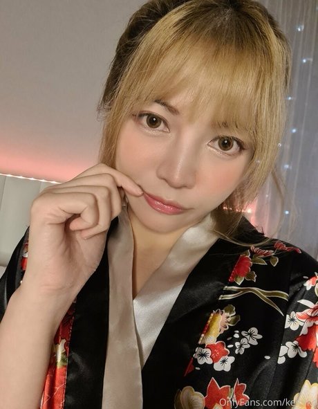 アジア人のタトゥー OnlyFans ホットセックス 画像