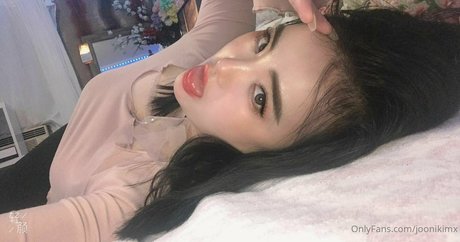 射精 顔射 OnlyFans アートヌード 写真