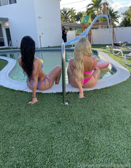 女装オンリーファン アダルト 写真