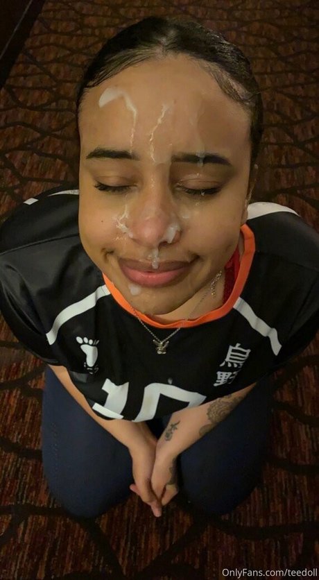 ブルネットの看護師OnlyFans ホットxxx 画像