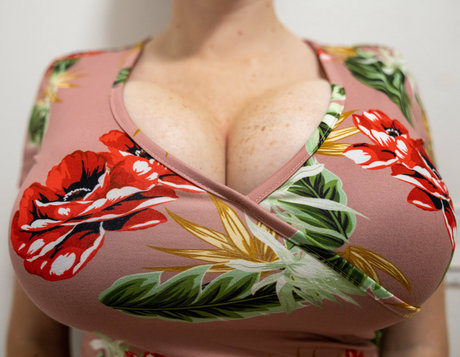 ティーンプッシーOnlyFans 可愛い ギャラリー