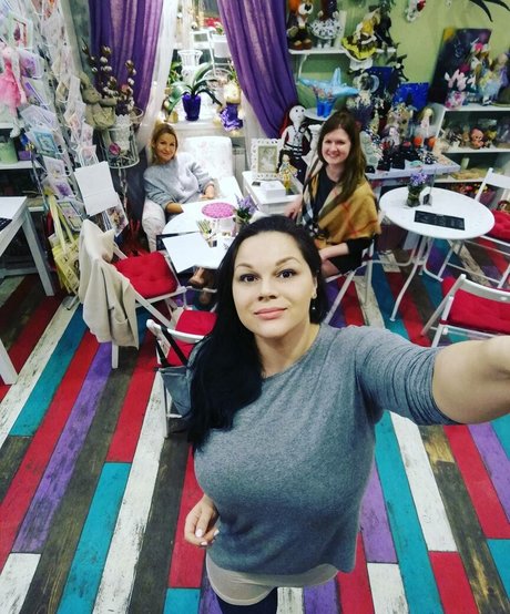 Maria Von Zarring ホットなポルノスター 写真