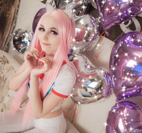 曲線美の赤毛OnlyFans xxx 写真