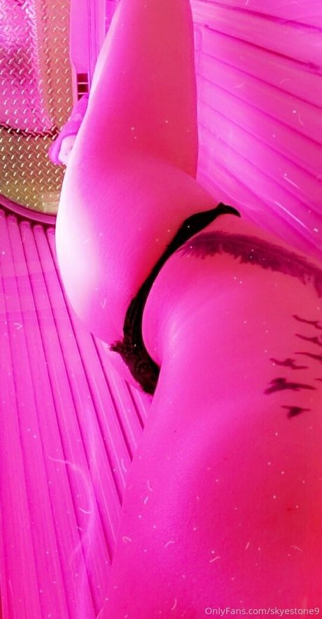 客室乗務員 OnlyFans xxx 画像