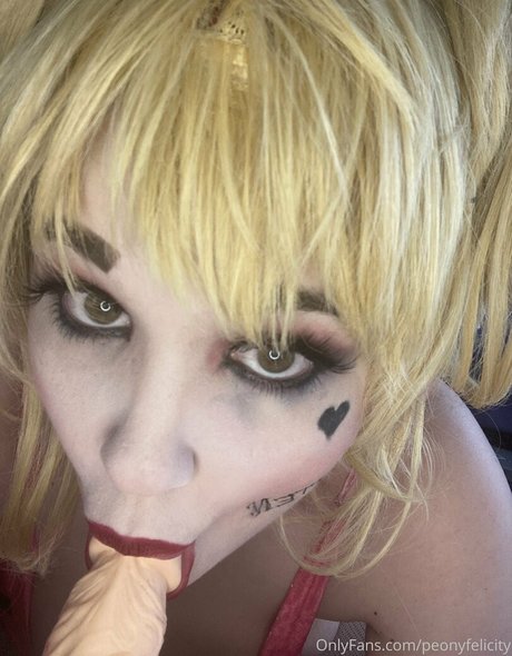 peonyfelicity ポルノスター 独占 写真