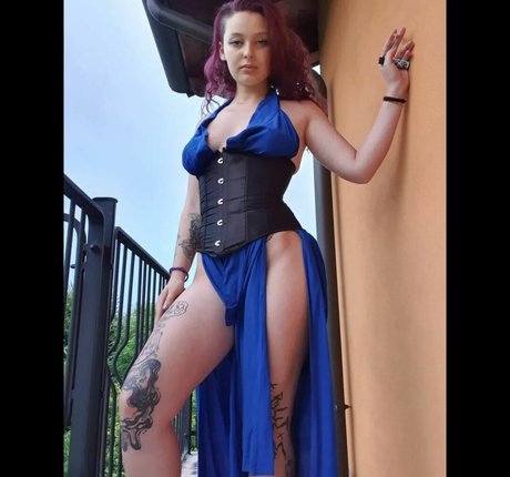 デカ尻ジーンズ OnlyFans 美しい裸 ギャラリー