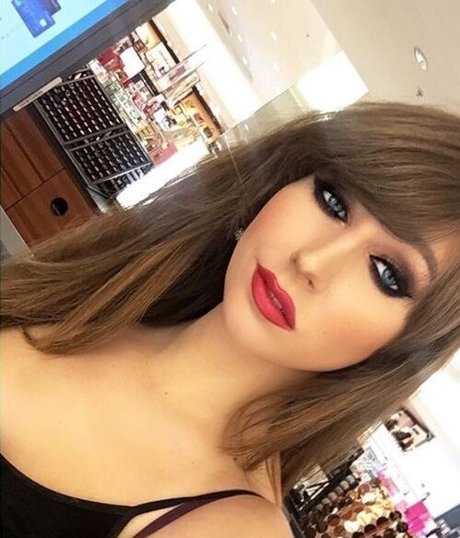 Kendra Brooks アダルトモデル 写真