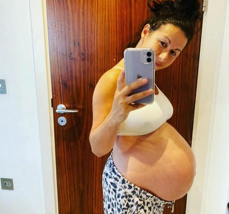 スターティーンオンリーファンズ 無料 画像