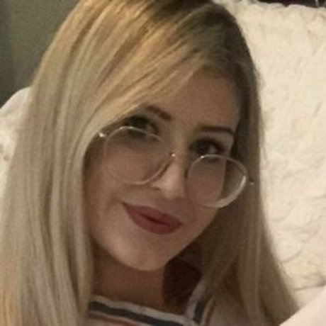 Kittypawg ポルノ女優 写真