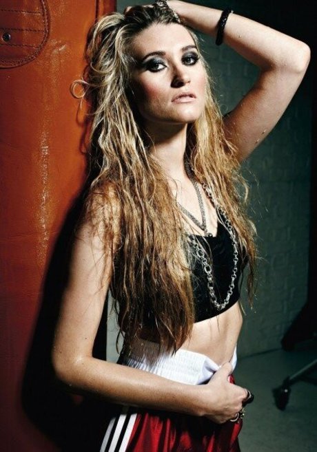 Emmerdale s Charley Webb 独占モデル 画像