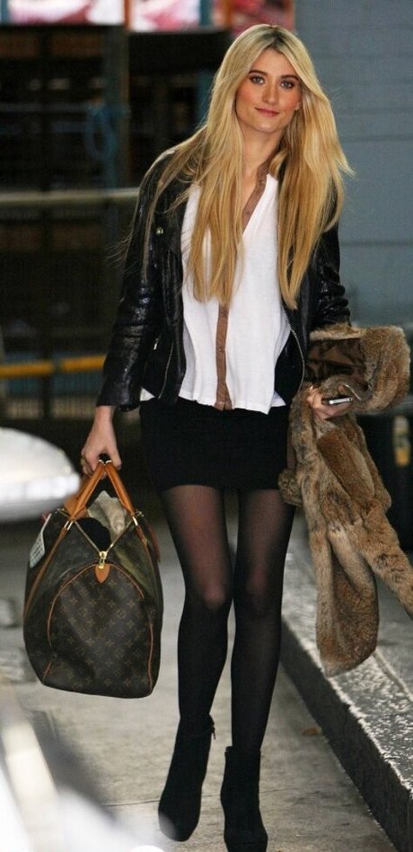 Emmerdale s Charley Webb ヌードのポルノスター 写真