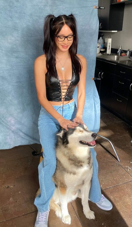 mailynguyenn エロティックなスター 写真