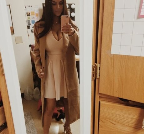 裸の写真 OnlyFans 無料ポルノ 写真