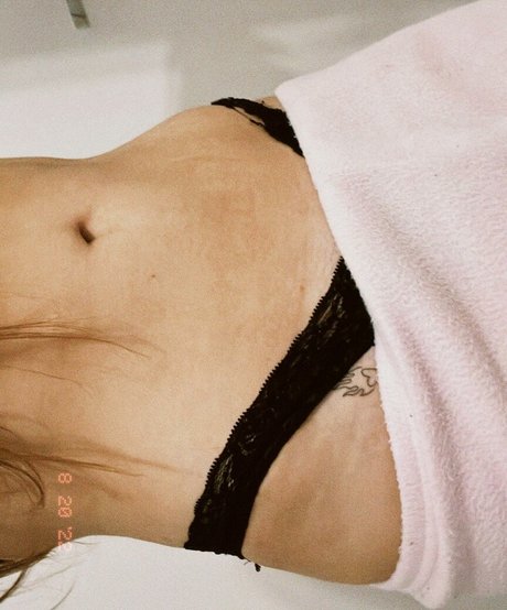 Rebeca Chamma 完璧な女優 写真