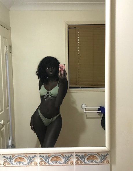 Anyang Deng profile image