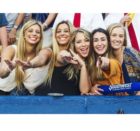 ハードファックOnlyFans アート裸 画像