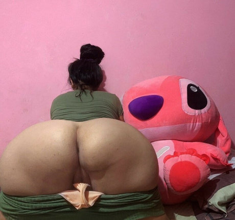 Dalma Vanesa Martinez 高品質スター 写真